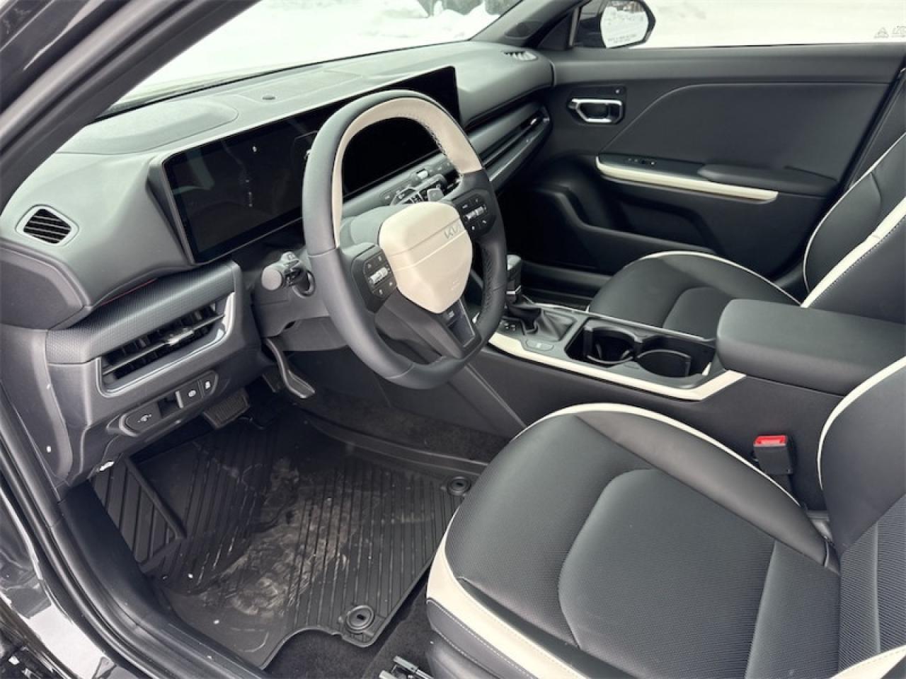 2025 Kia K4 GT-Line Turbo  Navigation GPS Photo