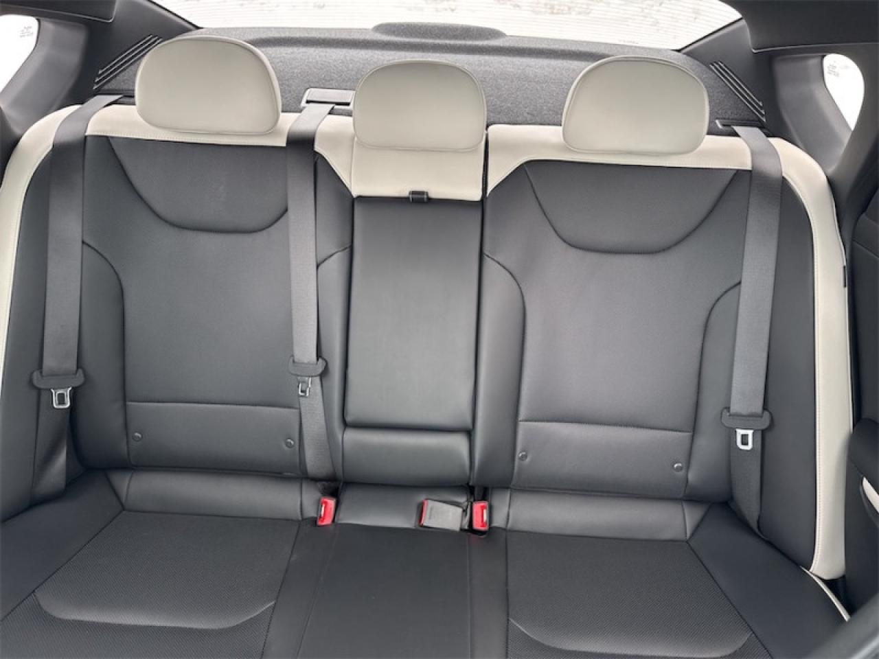 2025 Kia K4 GT-Line Turbo  Navigation GPS Photo