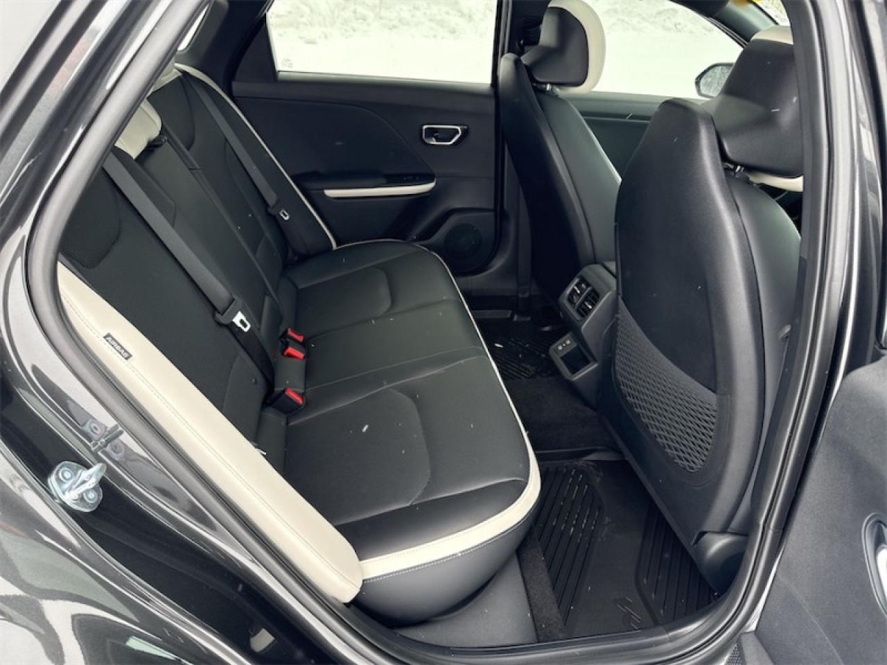 2025 Kia K4 GT-Line Turbo  Navigation GPS Photo