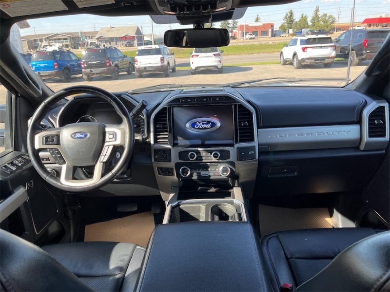 2022 Ford F-250 Super Duty Lariat  - Leather Seats Photo5