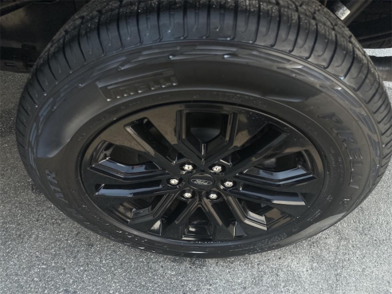 2025 Ford F-150 XLT  - Tow Package Photo5
