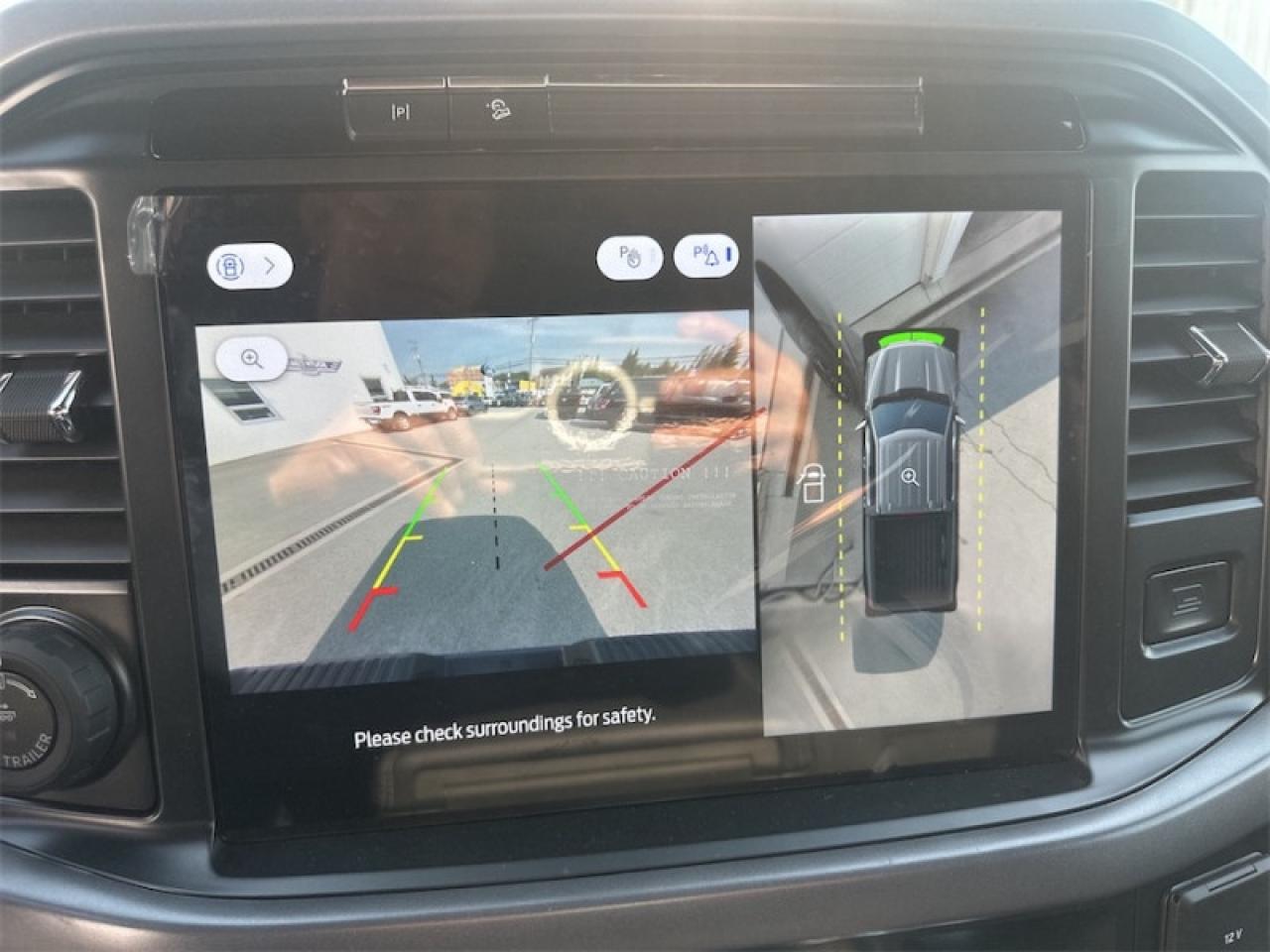 2025 Ford F-150 XLT  - Tow Package Photo5