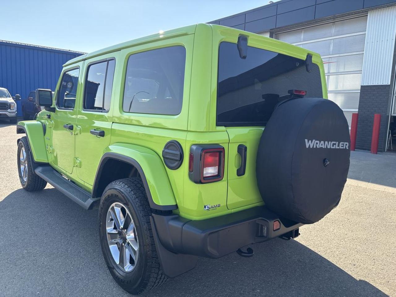 2021 Jeep Wrangler Unlimited Sahara Photo4