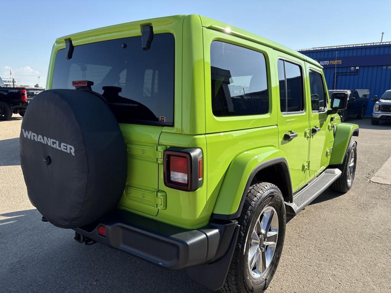 2021 Jeep Wrangler Unlimited Sahara Photo5