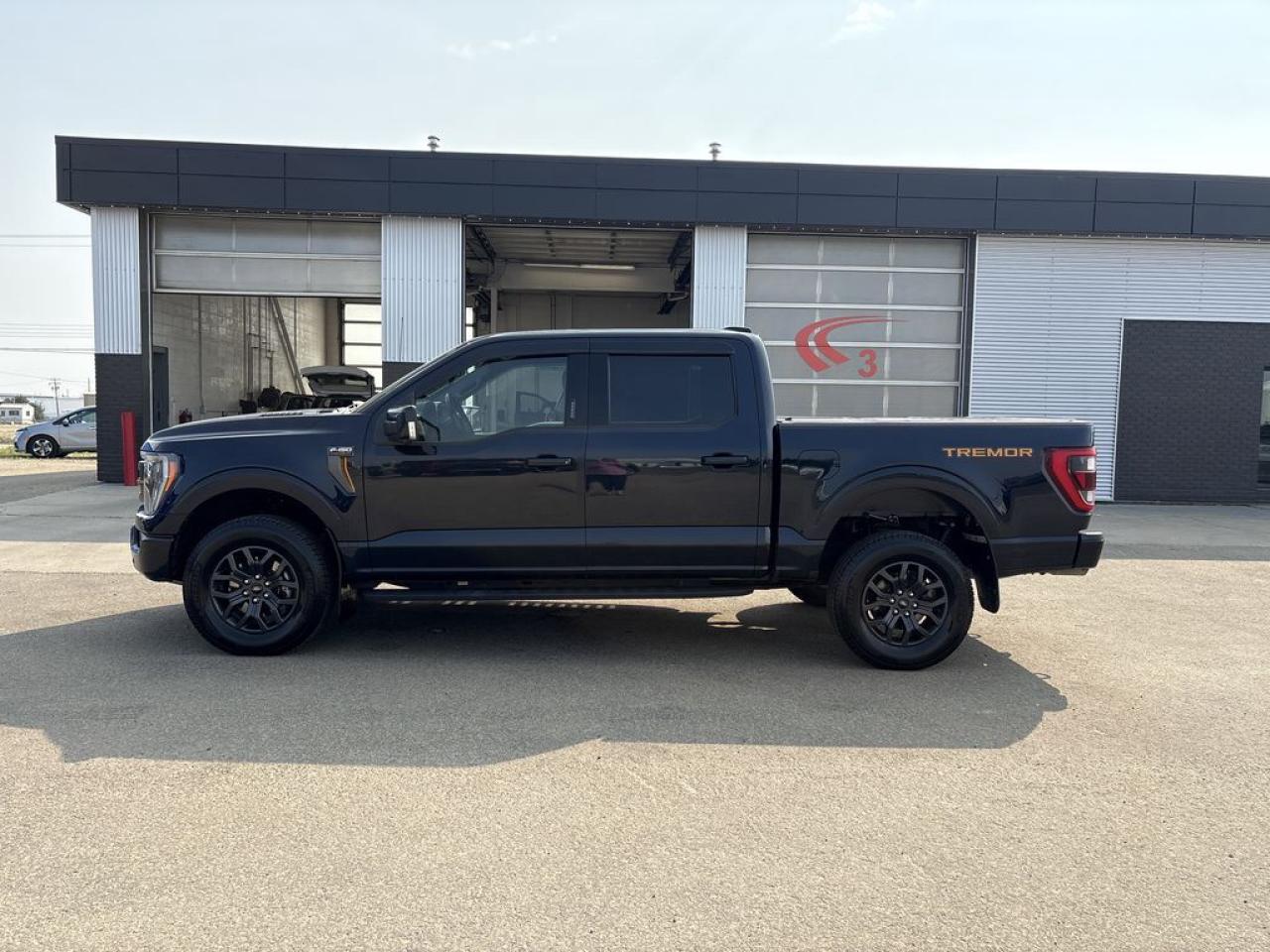 2023 Ford F-150 Tremor Photo3