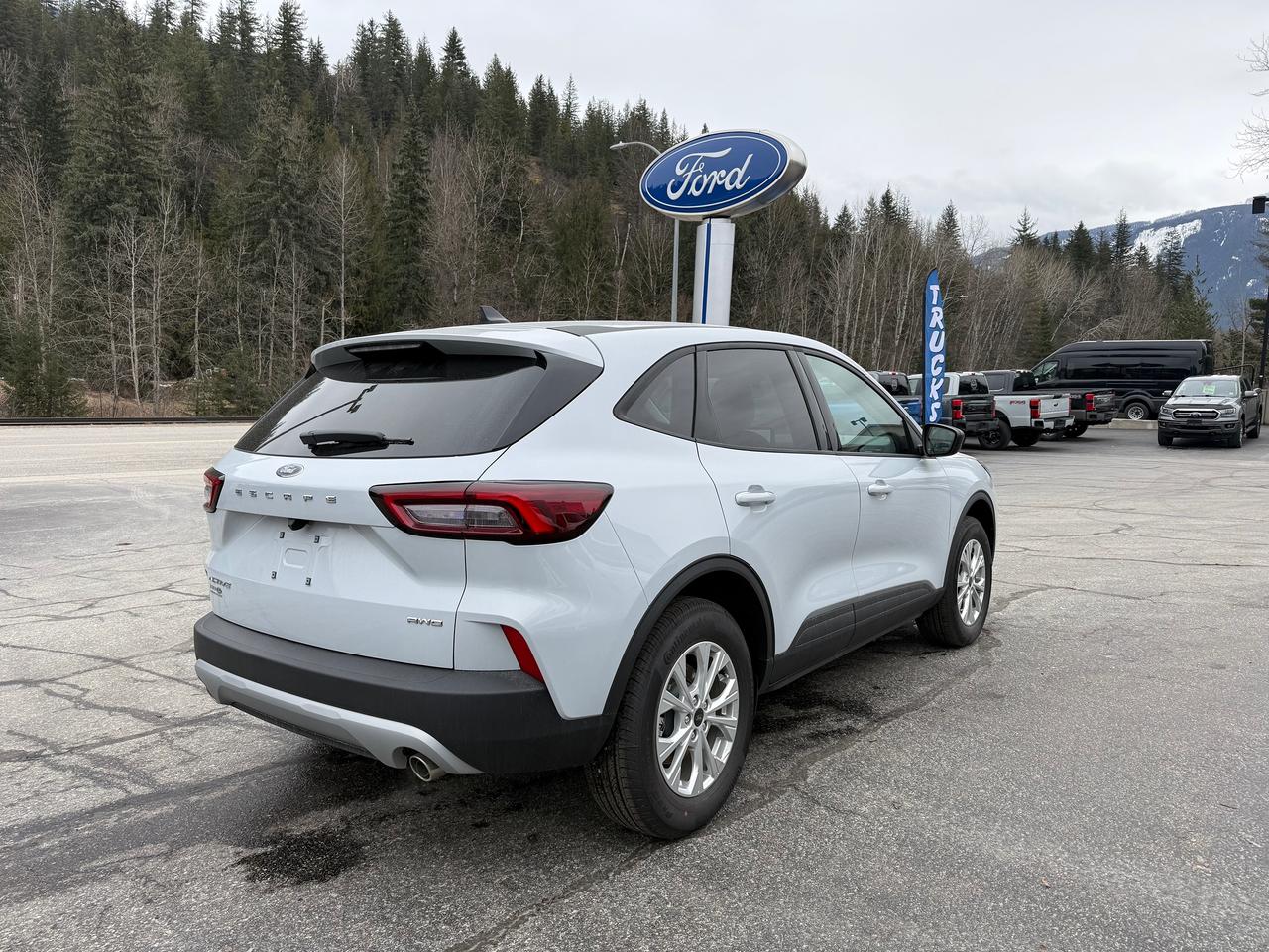 2026 Ford Escape Active Photo4