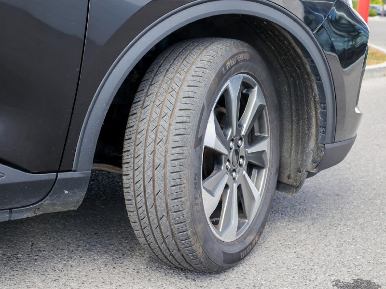 2023 Ford Escape Platinum  - $208 B/W Photo