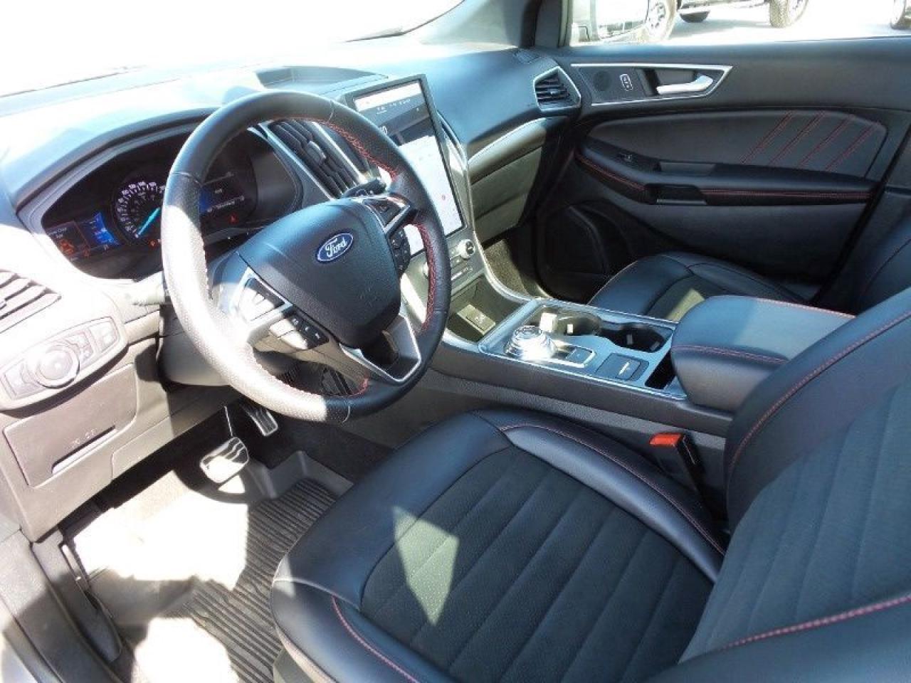 2022 Ford Edge ST LINE, COPILOT PACKAGE, PANO ROOF, HEATED WHEEL! Photo