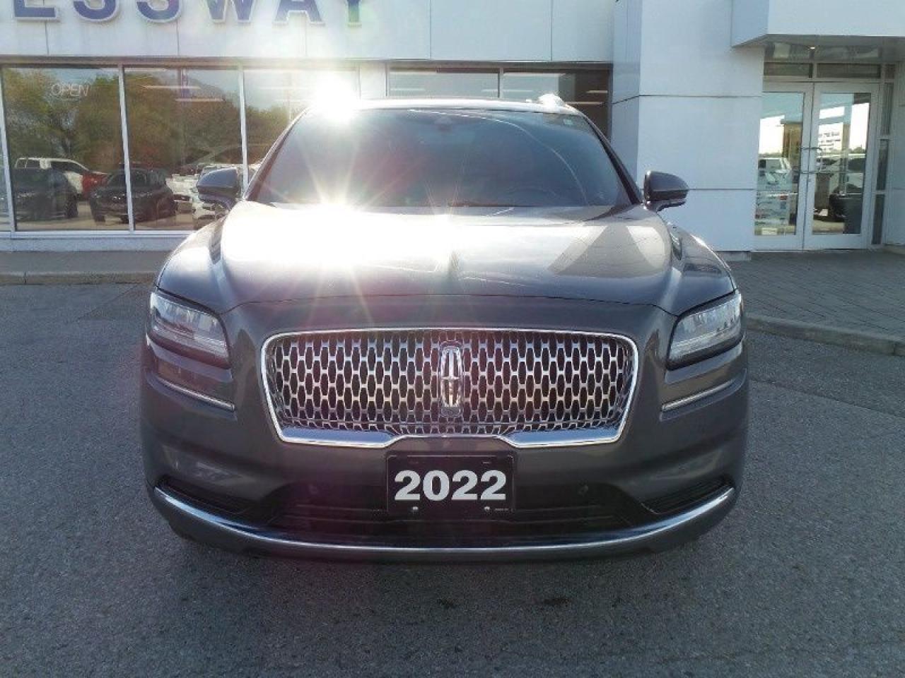 2022 Lincoln Nautilus RESERVE Photo5