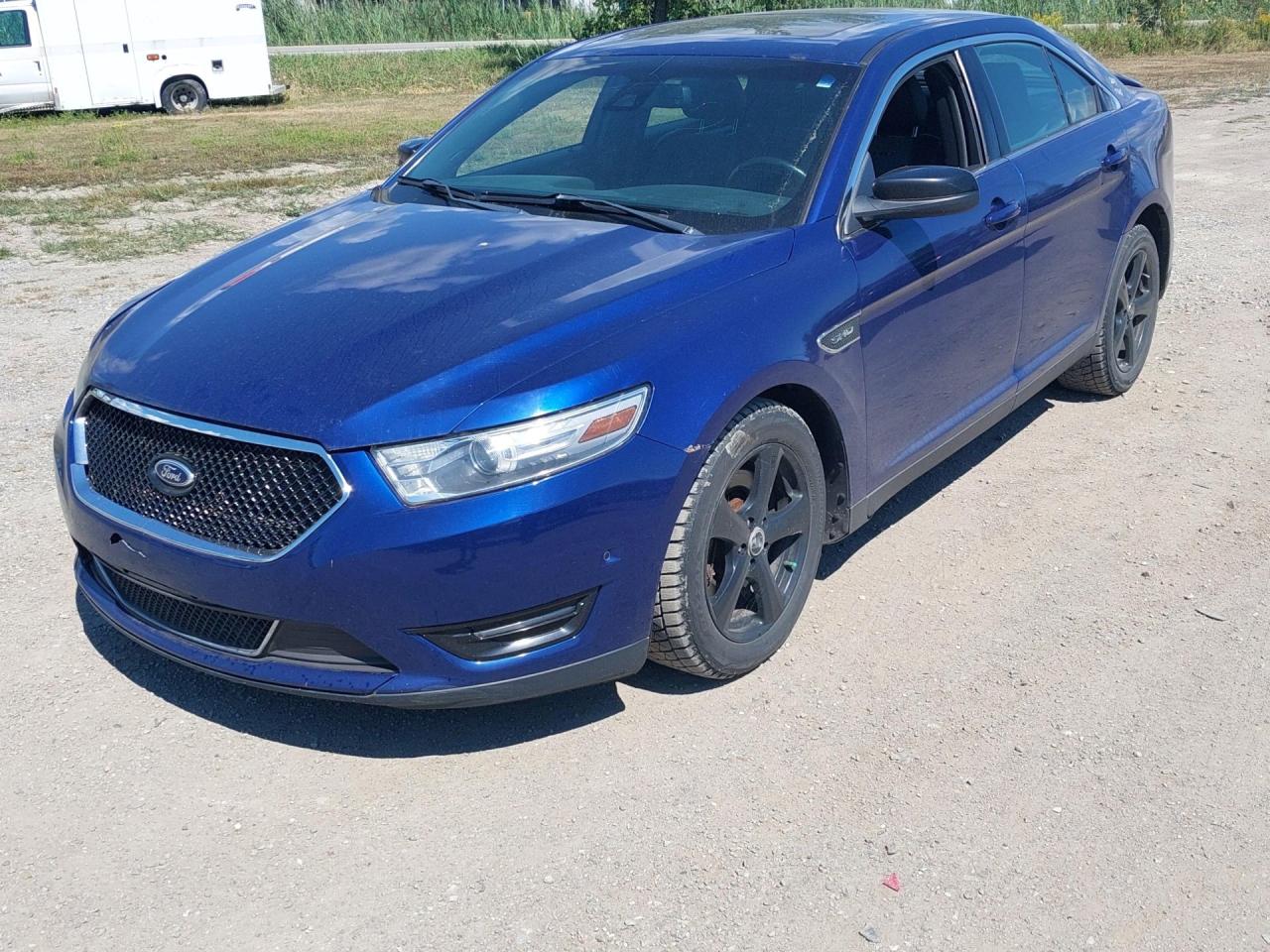Used 2013 Ford Taurus SHO for sale in Gatineau, QC
