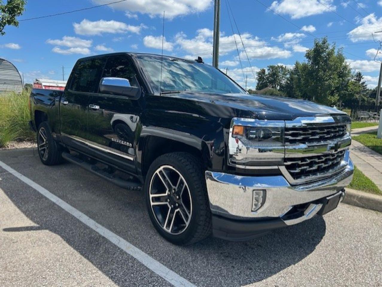 Used 2017 Chevrolet Silverado 1500 4WD Crew Cab 143.5