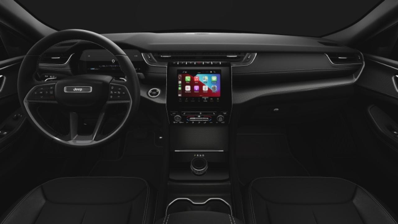 2025 Jeep Grand Cherokee Altitude Photo