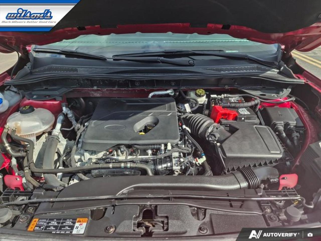 2020 Ford Escape SEL AWD | Pano Roof | Leather | Navi | Heated Seats + Steering | Remote Start | Reverse Cam & More ! Photo