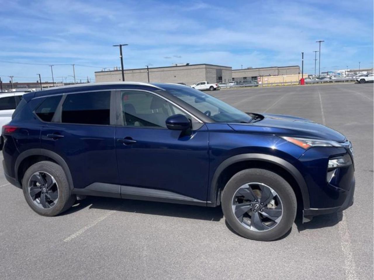 Used 2024 Nissan Rogue SV Moonroof AWD | Pano Roof | Adaptive Cruise | Apple CarPlay | Android Auto | Heated Seats & More ! for sale in Guelph, ON