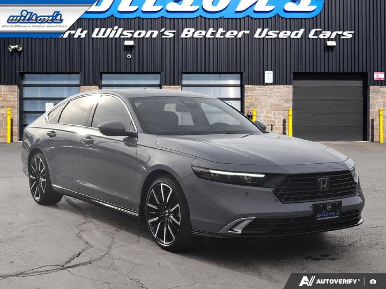 2025 Honda Accord Hybrid Touring | Leather | Sunroof | Nav | Adaptive Cruise | Cooled + Heated Seats | and More ! Photo