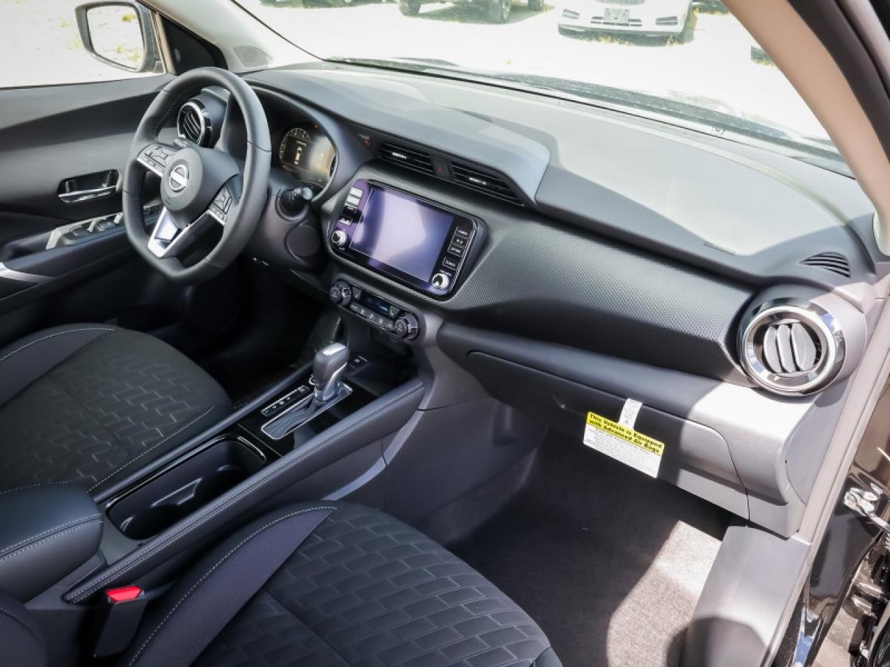 2025 Nissan Kicks Play SV  - Heated Seats -  Apple CarPlay Photo