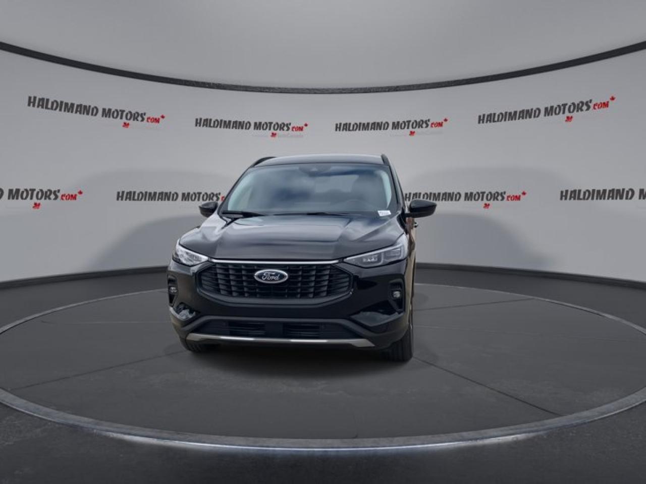 2025 Ford Escape Platinum AWD Photo2