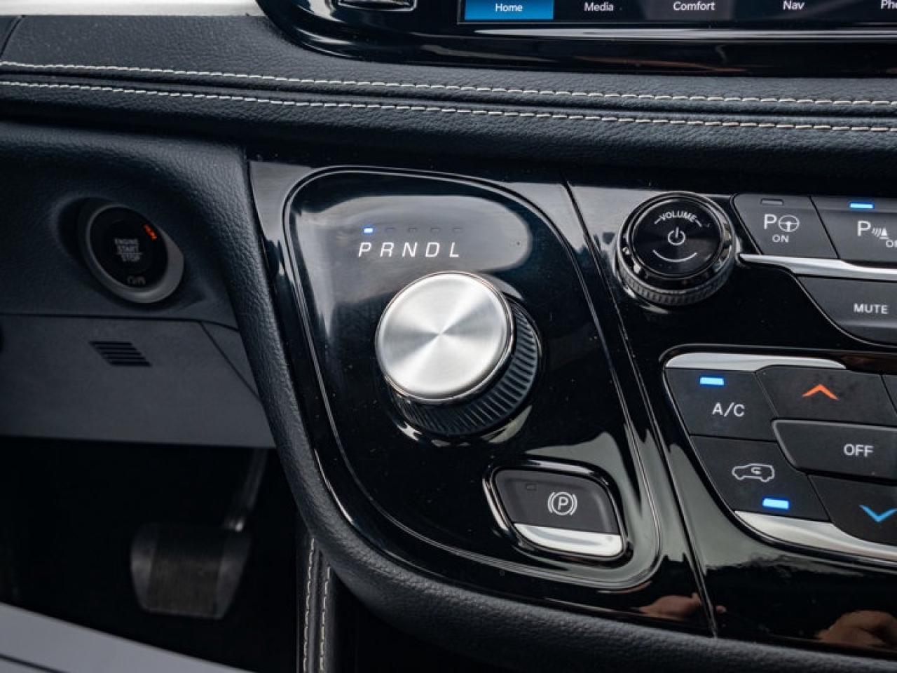 2022 Chrysler Pacifica Limited Photo