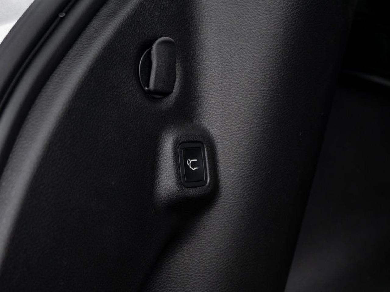 2026 Jeep Compass NORTH Photo