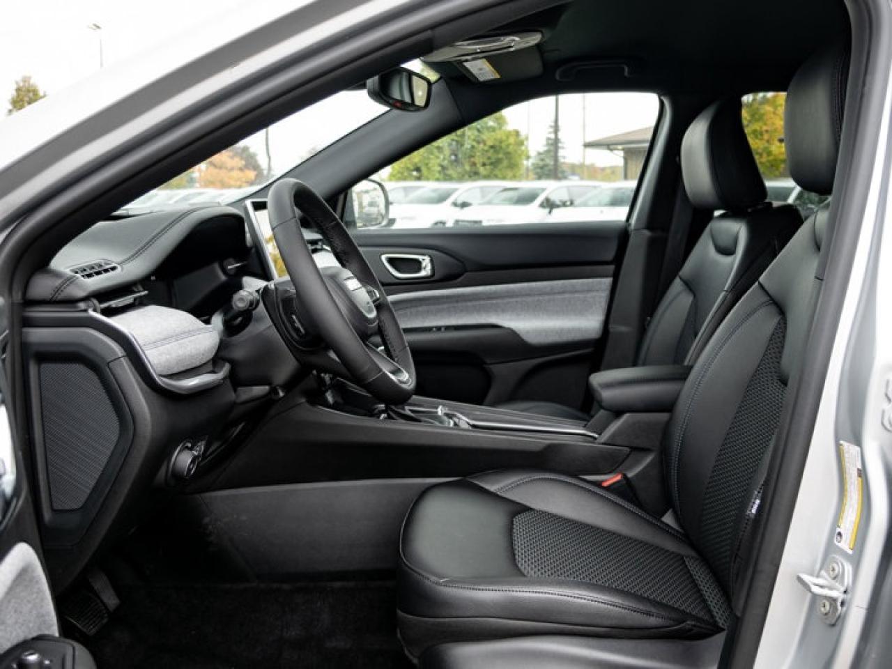 2026 Jeep Compass NORTH Photo