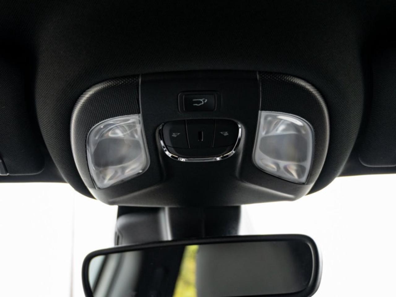 2026 Jeep Compass NORTH Photo