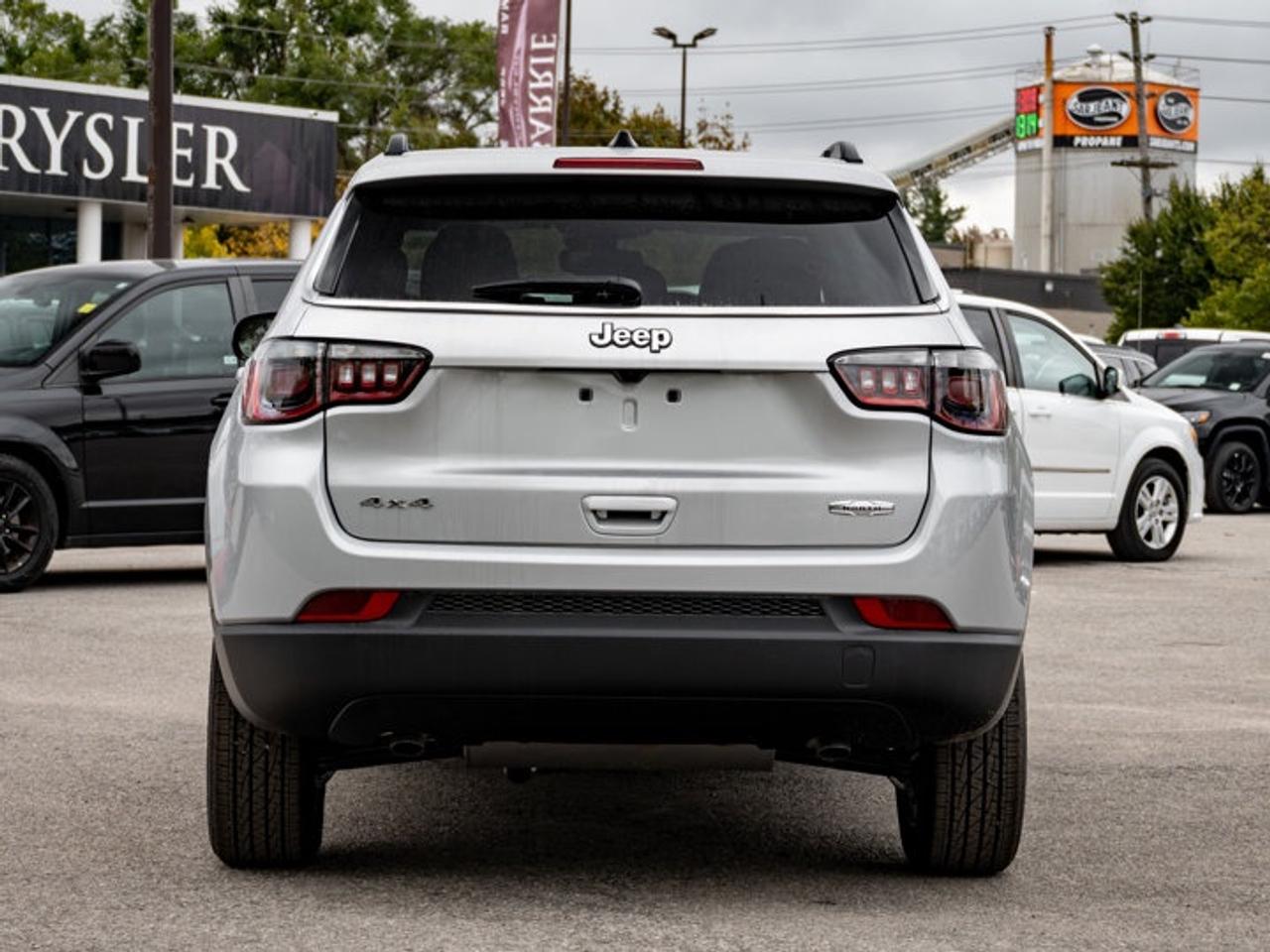 2026 Jeep Compass NORTH Photo