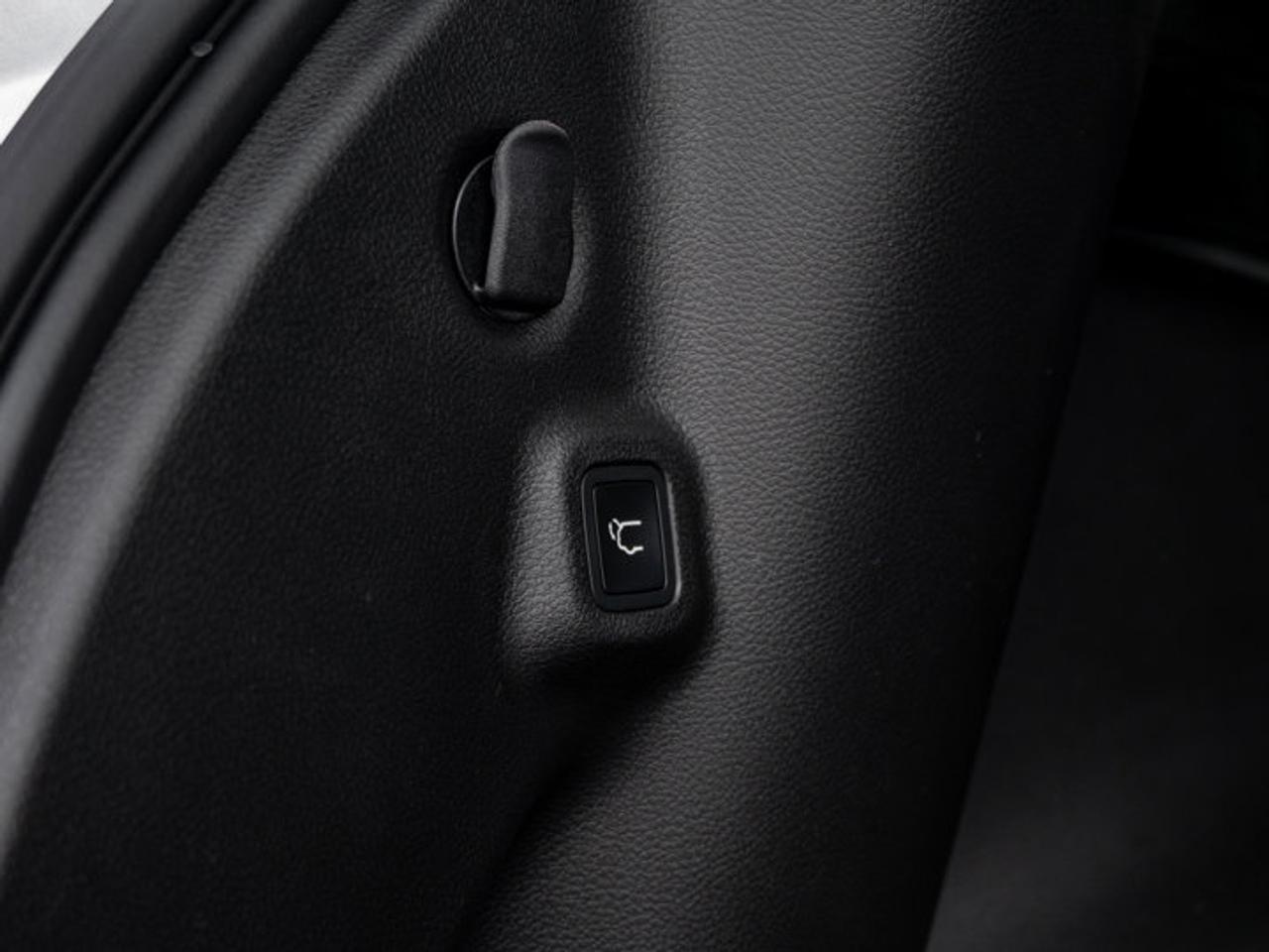 2026 Jeep Compass NORTH Photo