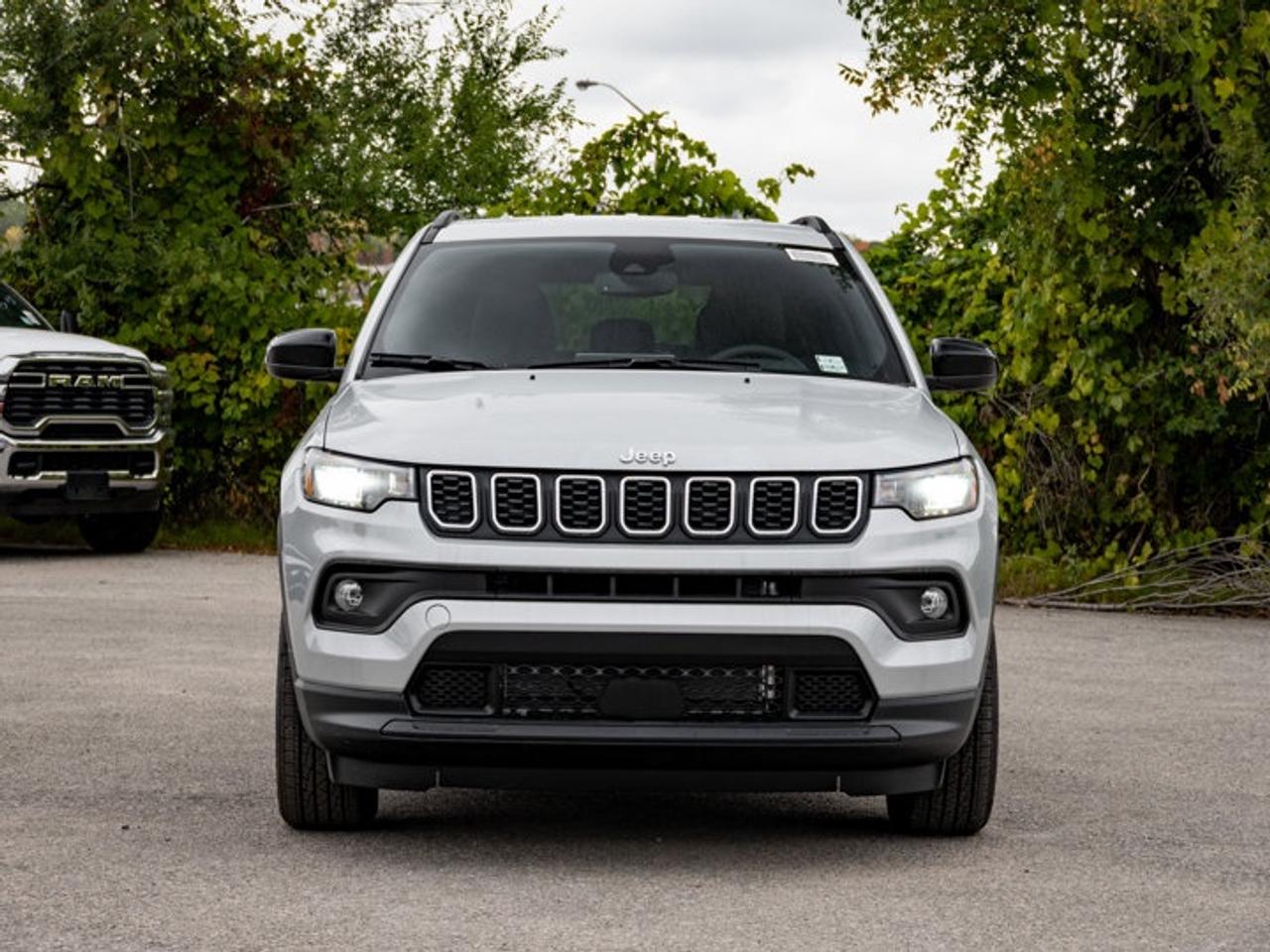2026 Jeep Compass NORTH Photo