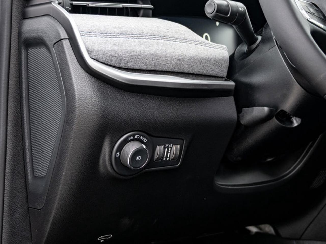 2026 Jeep Compass NORTH Photo