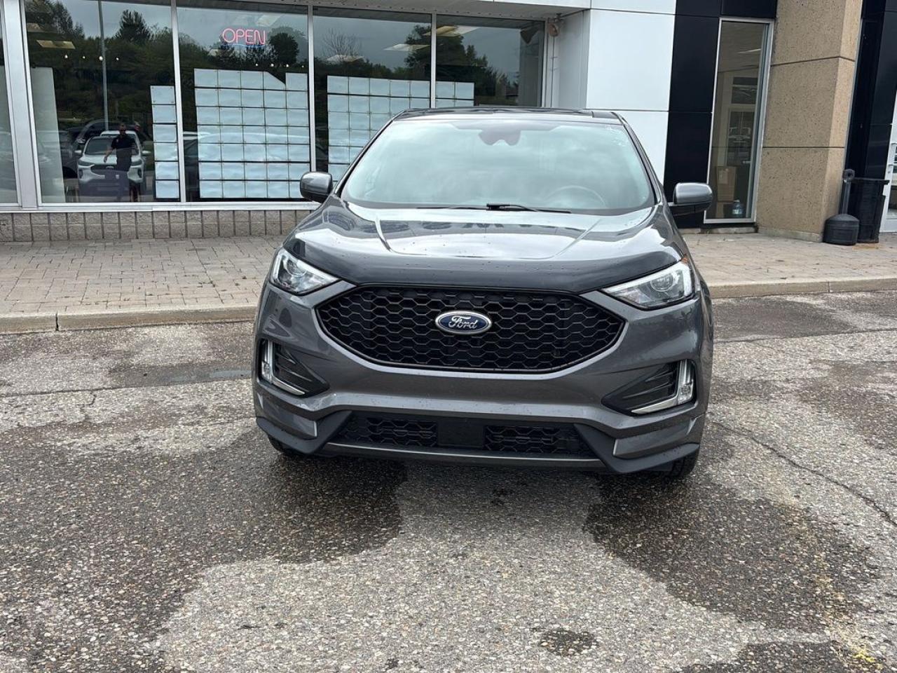 2022 Ford Edge ST Line Photo1