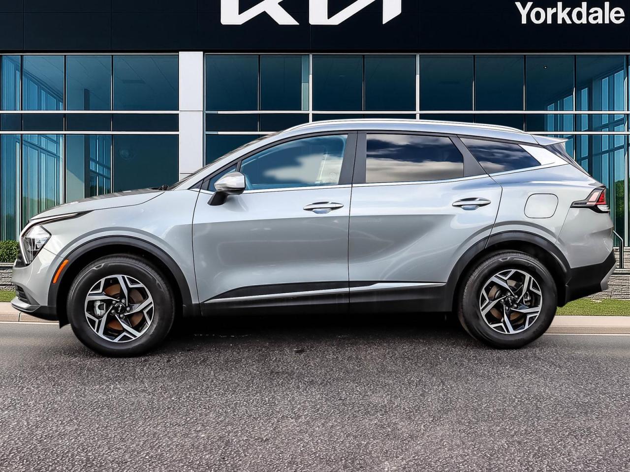 2023 Kia Sportage LX Photo