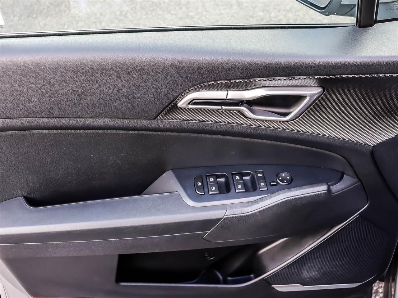 2023 Kia Sportage LX Photo4