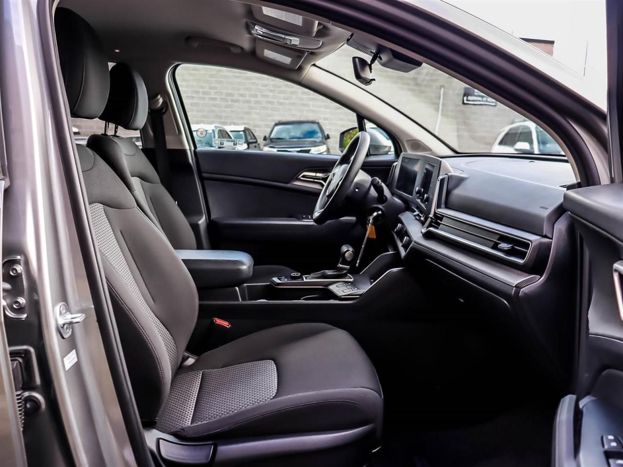 2023 Kia Sportage LX Photo