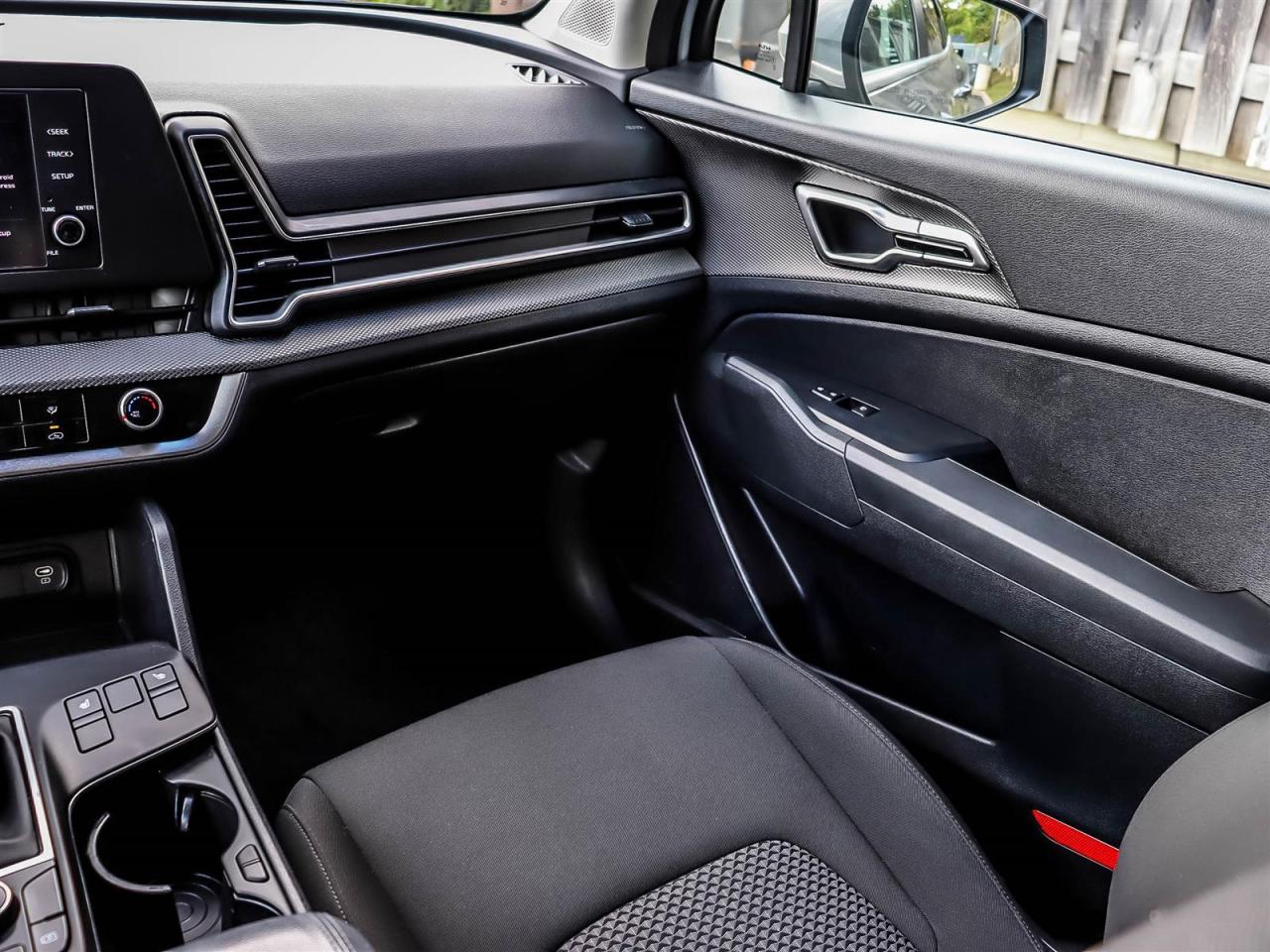 2023 Kia Sportage LX Photo