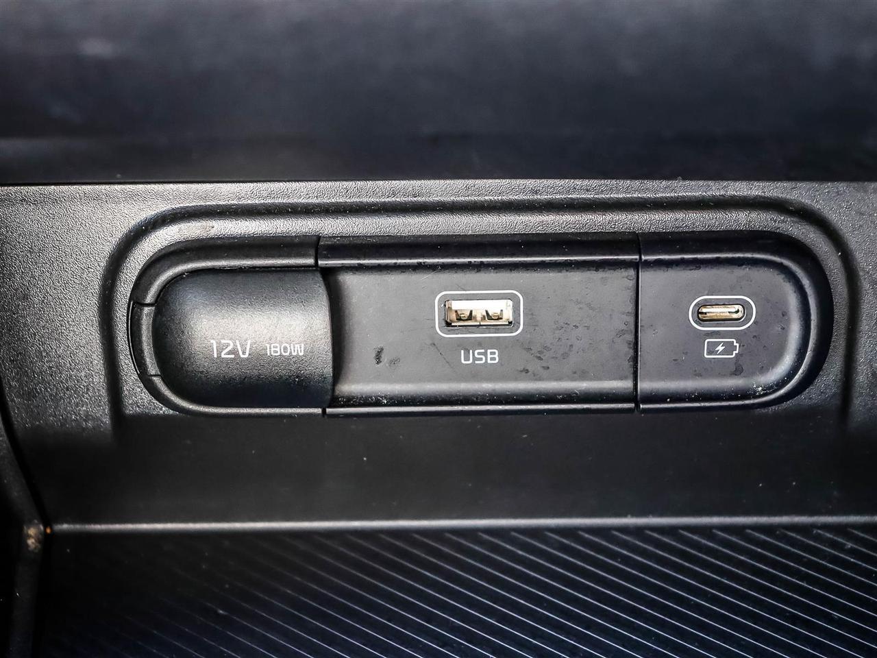 2023 Kia Sportage LX Photo
