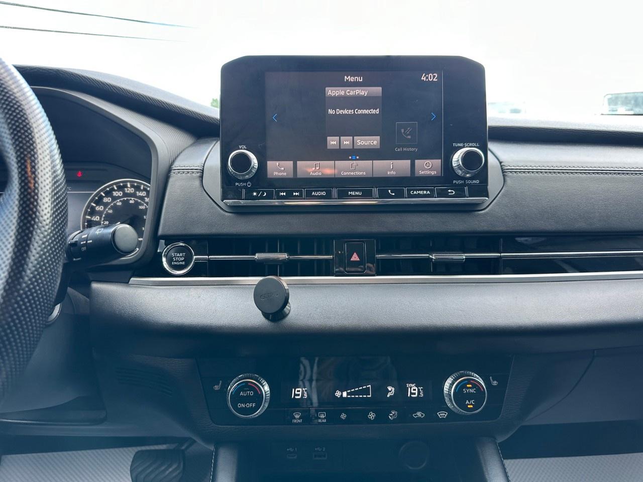 2022 Mitsubishi Outlander ES S-AWC Photo