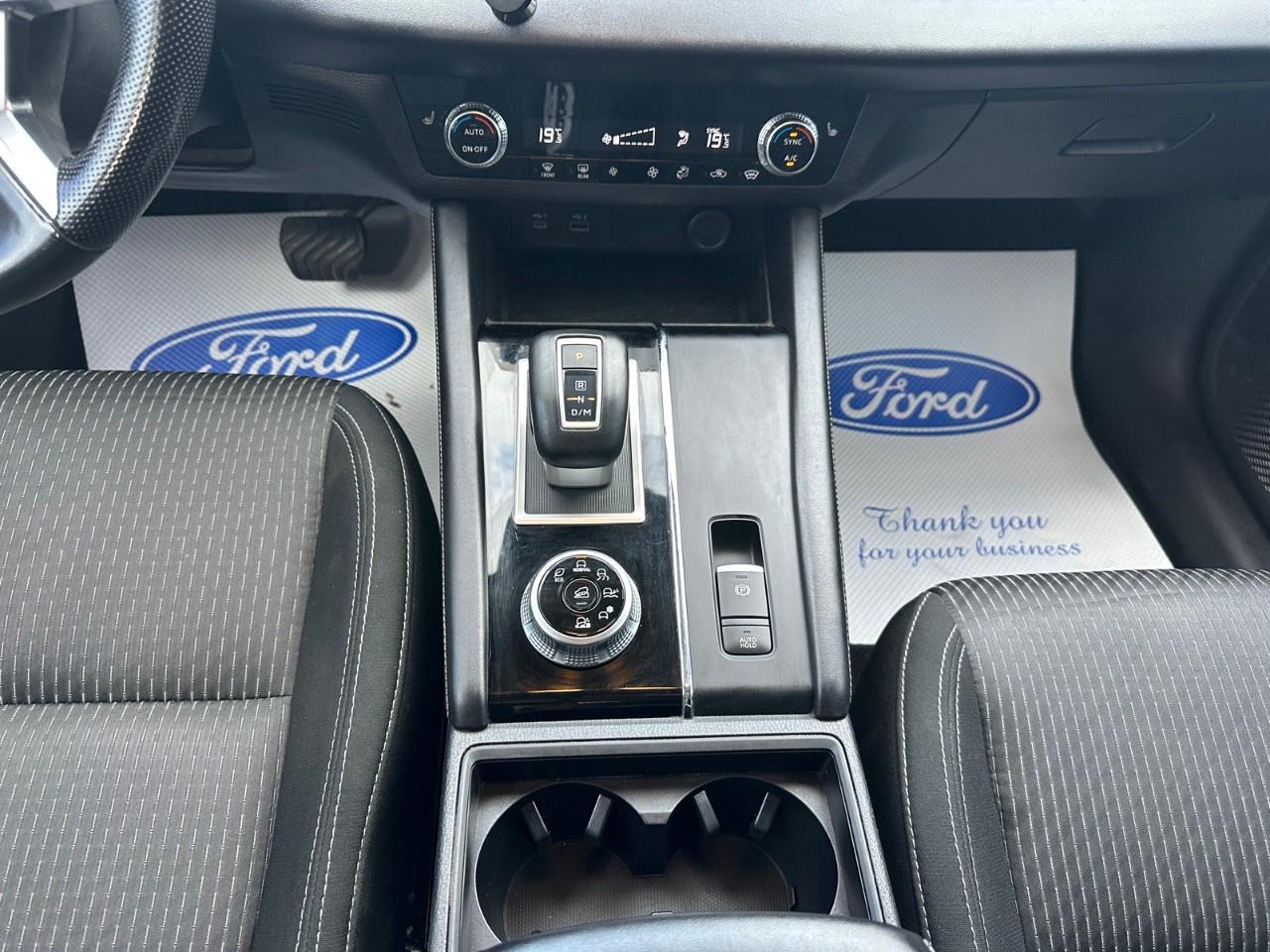 2022 Mitsubishi Outlander ES S-AWC Photo