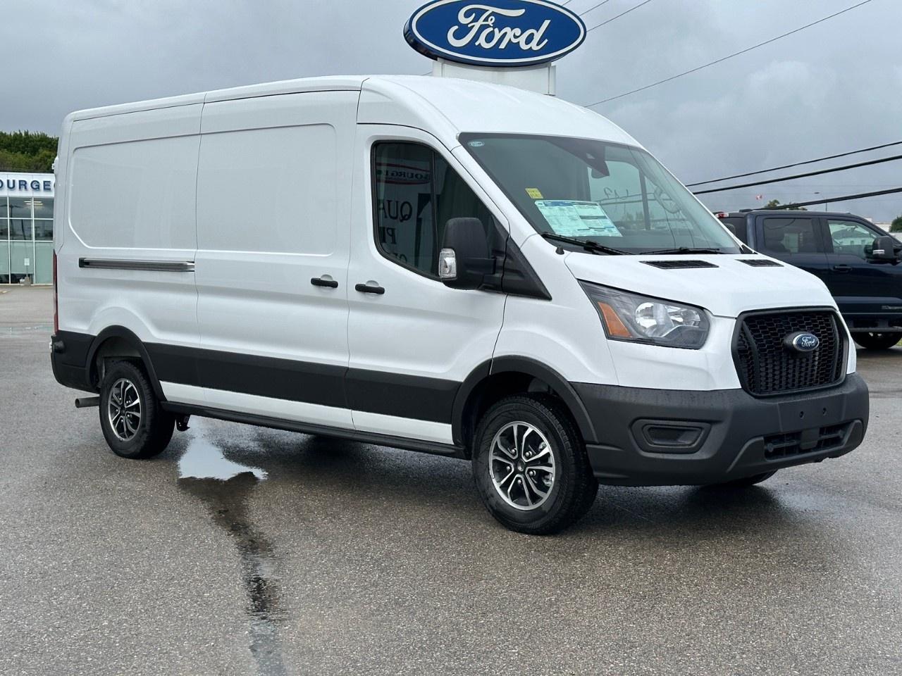 2025 Ford Transit Cargo Van T-250 148" MED RF 9070 GVWR RWD Photo