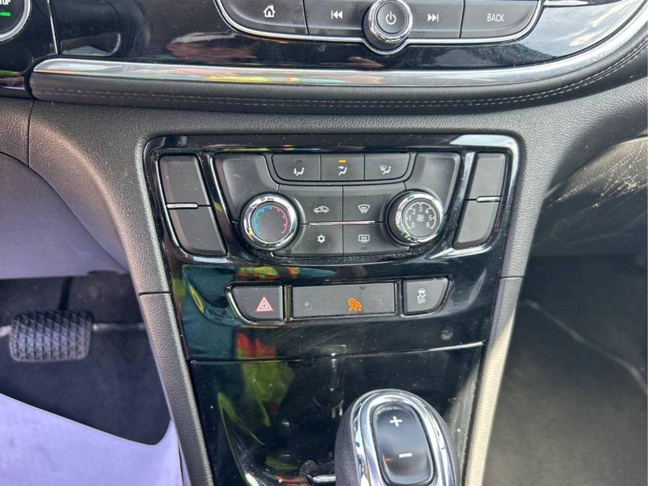 2019 Buick Encore Preferred Photo