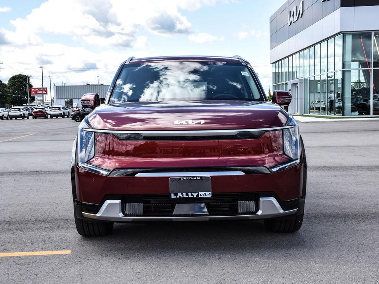 2026 Kia EV9 LAND W/PLUS PACKAGE Photo