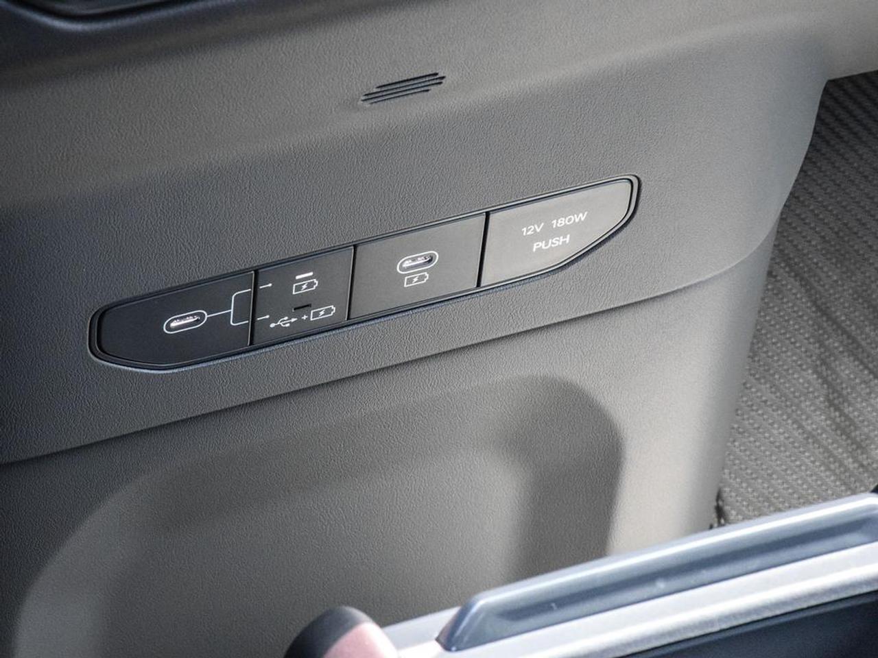 2026 Kia EV9 LAND W/PLUS PACKAGE Photo