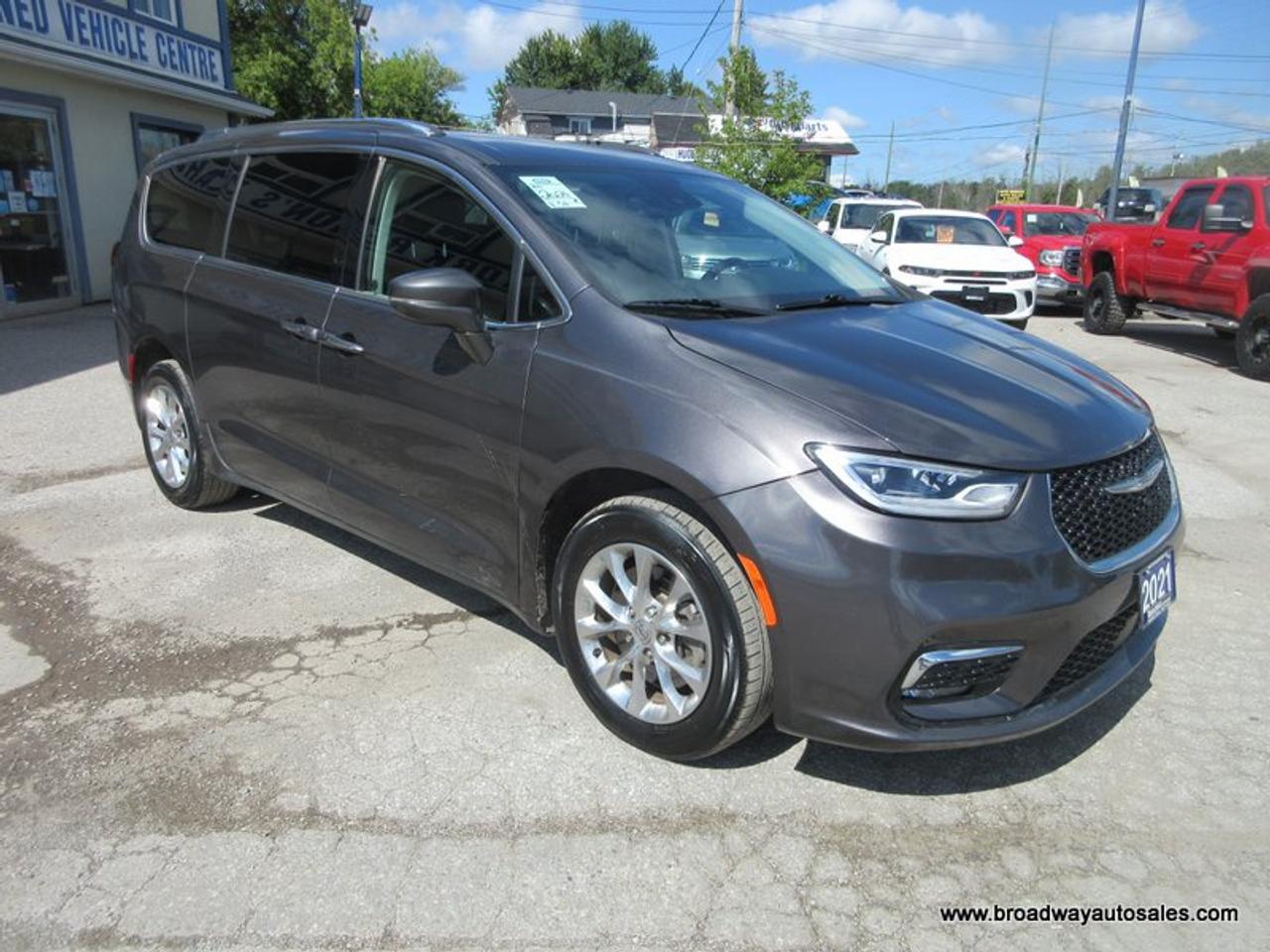 2021 Chrysler Pacifica ALL-WHEEL DRIVE TOURING-VERSION 7 PASSENGER 3.6L - V6.. CAPTAINS.. 3RD ROW.. NAVIGATION.. POWER DOORS & TAILGATE.. LEATHER.. HEATED SEATS & WHEEL.. Photo