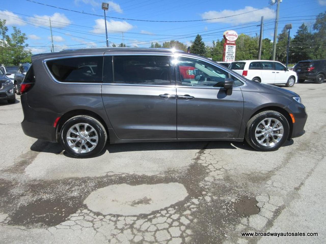 2021 Chrysler Pacifica ALL-WHEEL DRIVE TOURING-VERSION 7 PASSENGER 3.6L - V6.. CAPTAINS.. 3RD ROW.. NAVIGATION.. POWER DOORS & TAILGATE.. LEATHER.. HEATED SEATS & WHEEL.. Photo