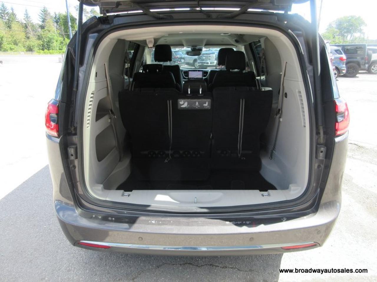 2021 Chrysler Pacifica ALL-WHEEL DRIVE TOURING-VERSION 7 PASSENGER 3.6L - V6.. CAPTAINS.. 3RD ROW.. NAVIGATION.. POWER DOORS & TAILGATE.. LEATHER.. HEATED SEATS & WHEEL.. Photo
