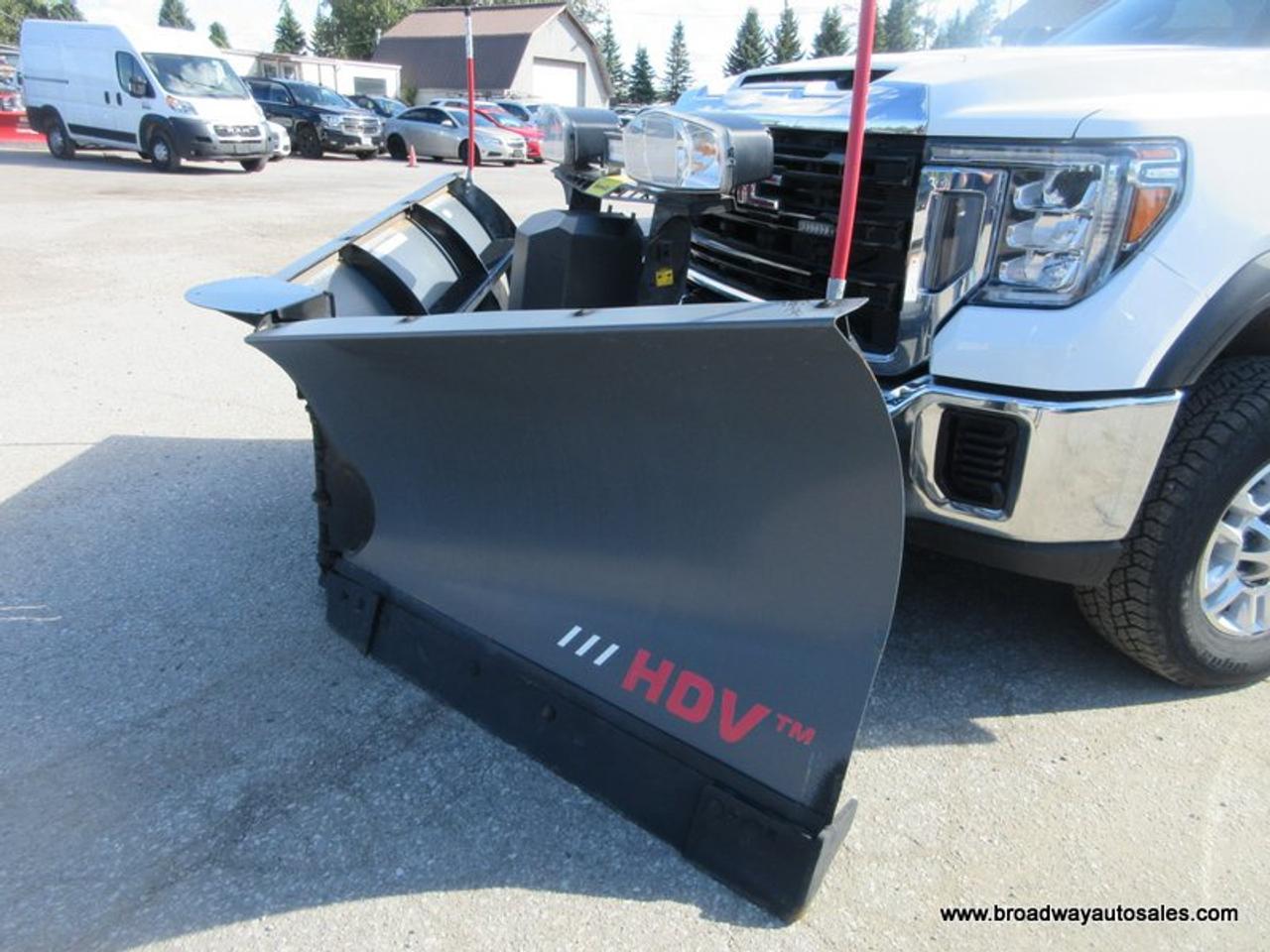 2022 GMC Sierra 2500 3/4 TON SL-VERSION 6 PASSENGER 6.6L - V8.. 4X4.. QUAD-CAB.. 6.6-BOX.. SNOW-EX-V-PLOW.. DUMPER-DOGG-SALTER.. BACK-UP CAMERA.. BLUETOOTH SYSTEM.. Photo