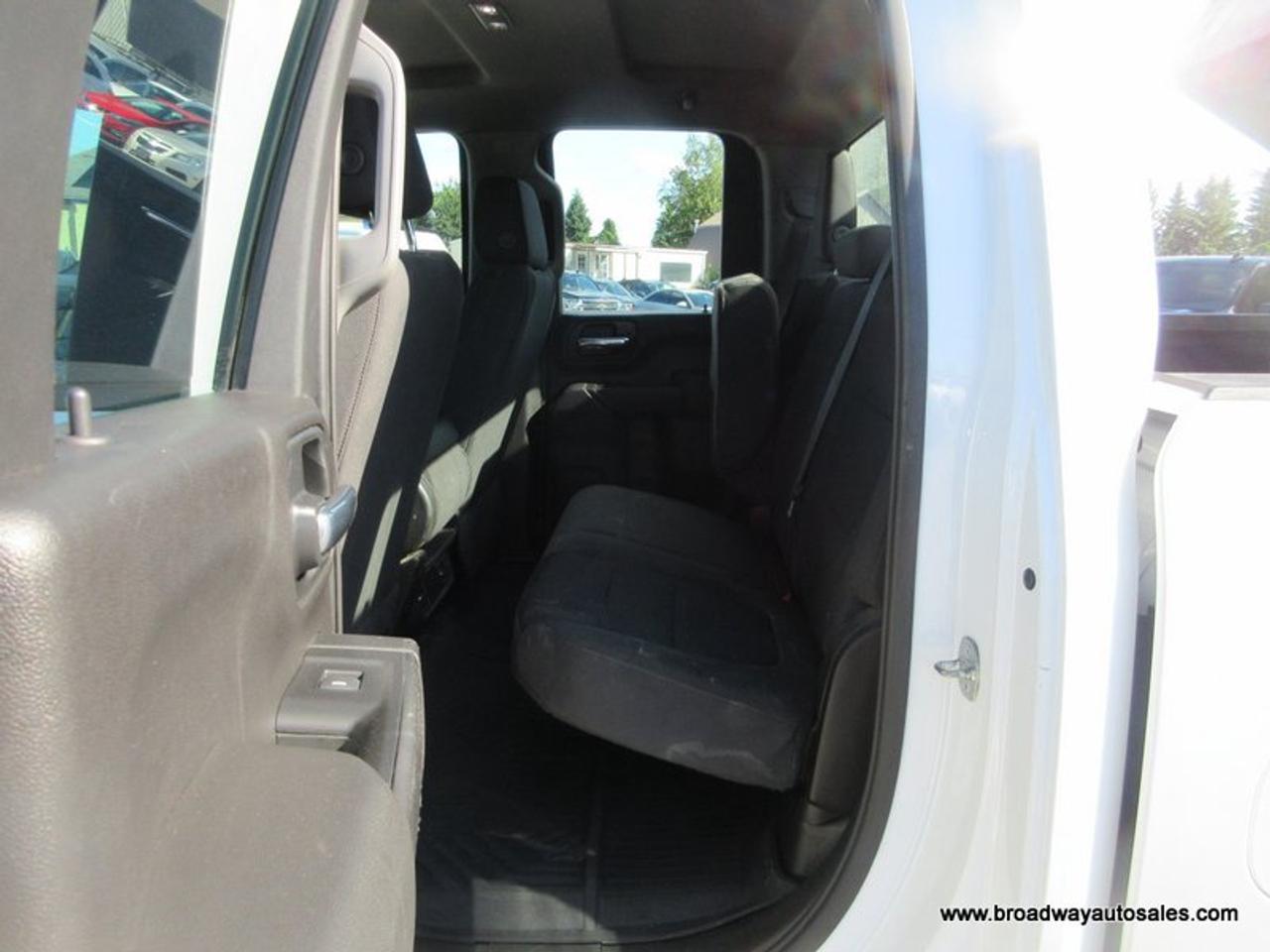 2022 GMC Sierra 2500 3/4 TON SL-VERSION 6 PASSENGER 6.6L - V8.. 4X4.. QUAD-CAB.. 6.6-BOX.. SNOW-EX-V-PLOW.. DUMPER-DOGG-SALTER.. BACK-UP CAMERA.. BLUETOOTH SYSTEM.. Photo
