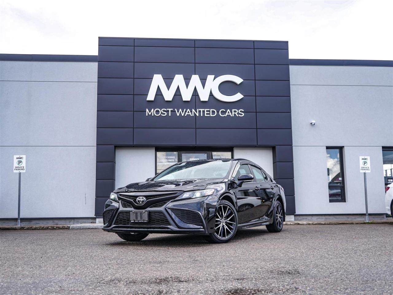 Used 2024 Toyota Camry SE | UPGRADE | SUNROOF | BLINDSPOT | NO ACCIDENT for sale in Kitchener, ON