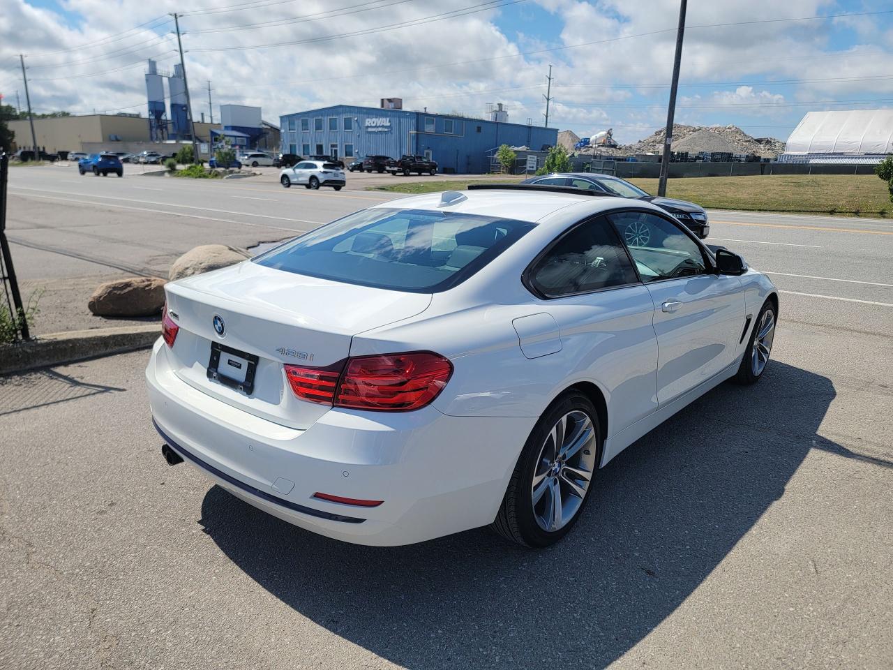 2014 BMW 4 Series 428i xDrive AWD Photo4
