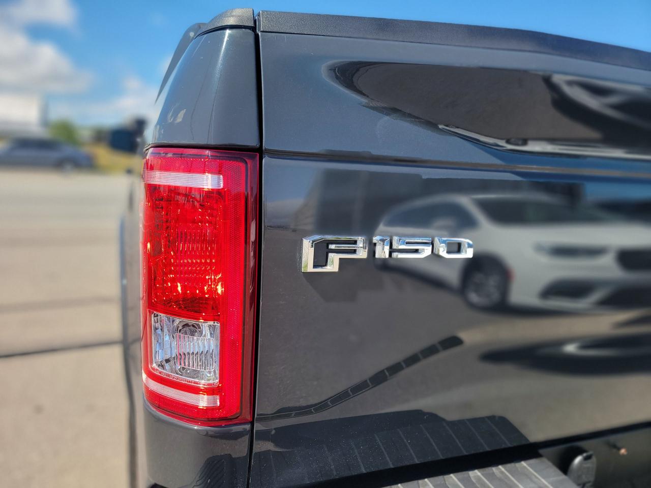 2017 Ford F-150 XLT | Sport - Photo #8