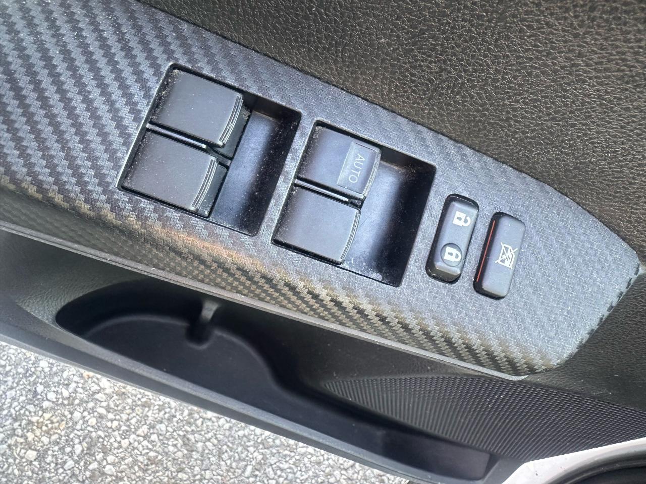 2013 Toyota RAV4 LE - Photo #6